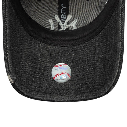 This is a New York Yankees Womens MLB Stone Denim Black 9TWENTY Adjustable Cap 5