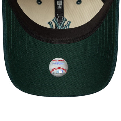 This is a New York Yankees Womens MLB Block Cord Cream 9TWENTY Adjustable Cap 5