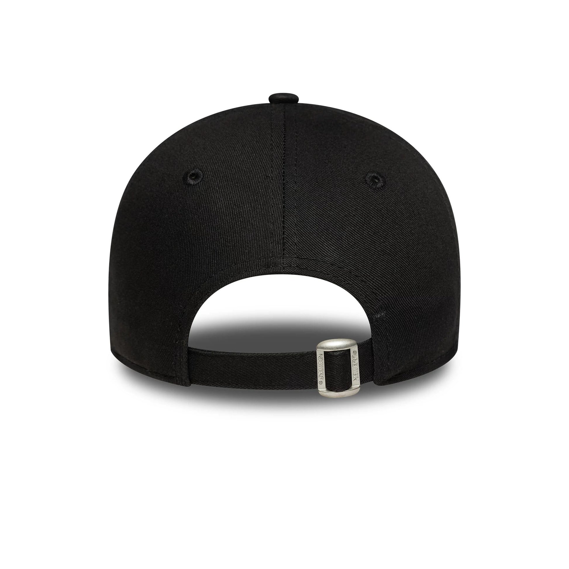 This is a New York Yankees Womens MLB Leopard Infill Black 9FORTY Adjustable Cap 4