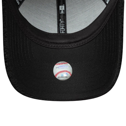 This is a LA Dodgers Womens MLB Borg Black 9FORTY Adjustable Cap 5