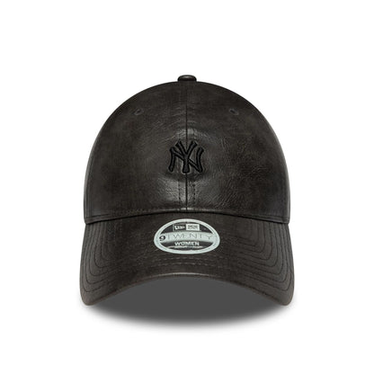This is a New York Yankees Womens MLB Tonal PU Black 9TWENTY Adjustable Cap 2