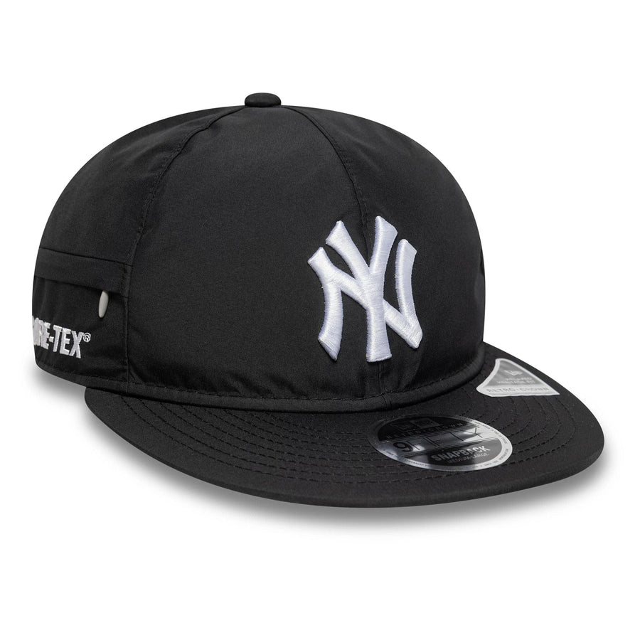 This is a New York Yankees MLB Gore-Tex Outdoor Black Retro Crown 9FIFTY Adjustable Cap 1