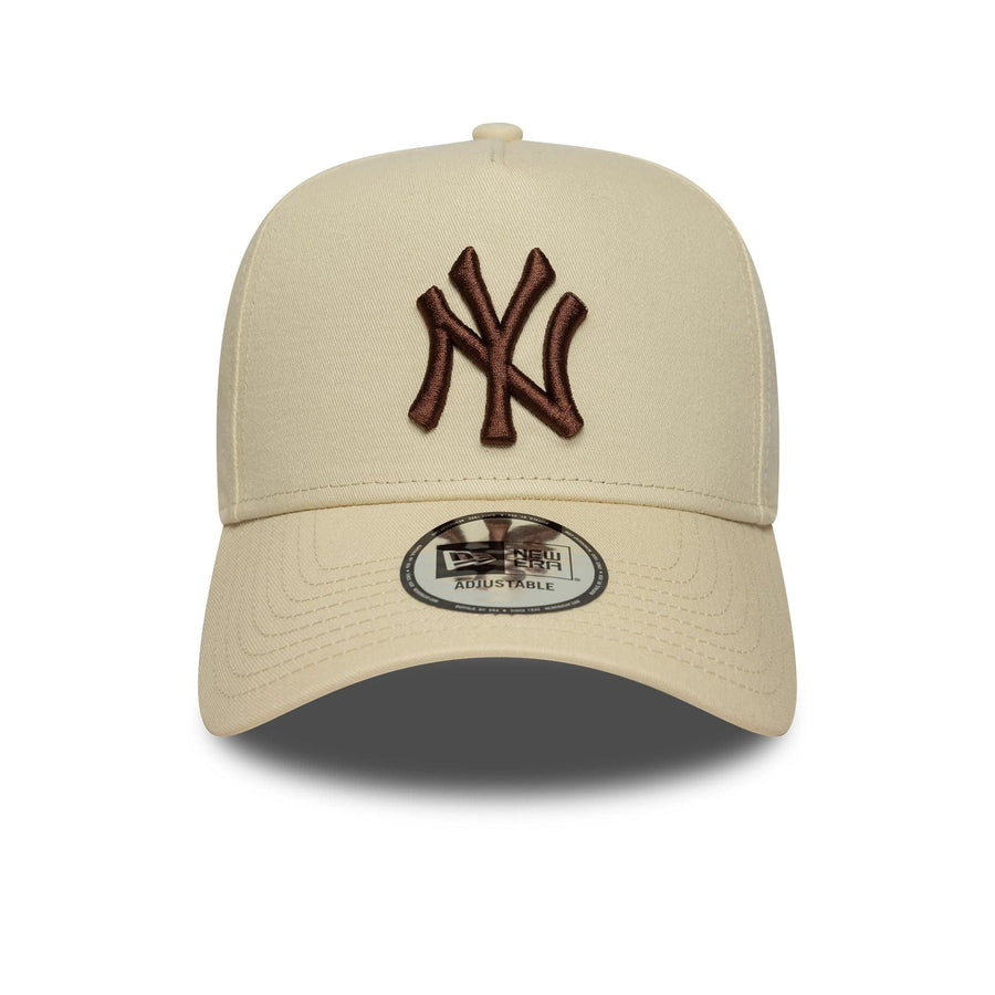 This is a New York Yankees MLB League Essential Cream 9FORTY E-Frame Adjustable Cap 2