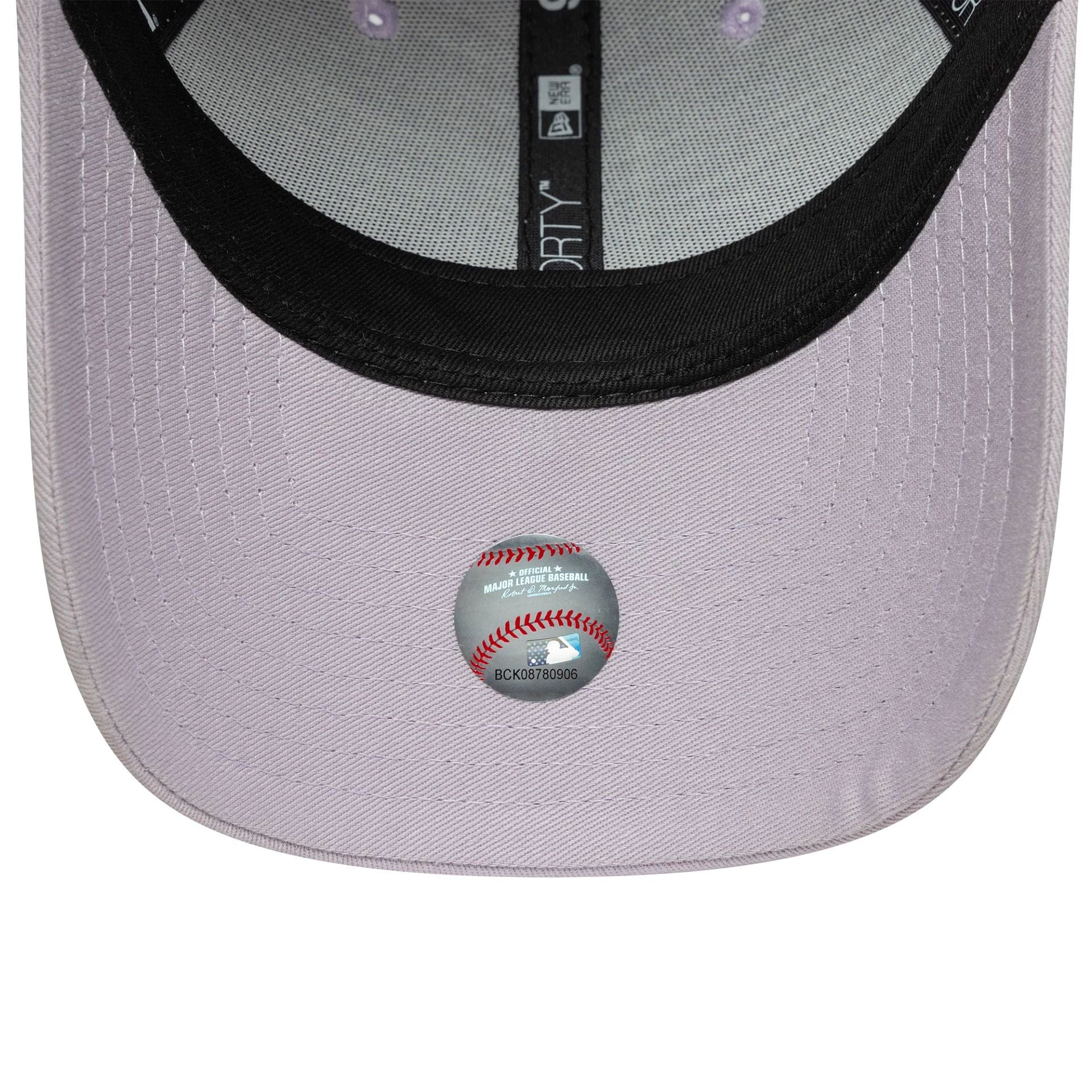 This is a LA Dodgers Womens MLB League Essential Pastel Purple 9FORTY Adjustable Cap 5