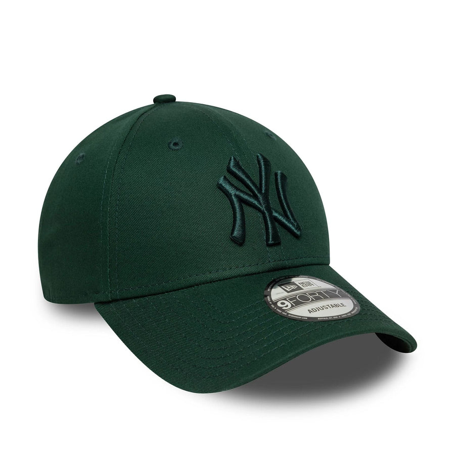 This is a New York Yankees MLB League Essential Dark Green 9FORTY Adjustable Cap 3