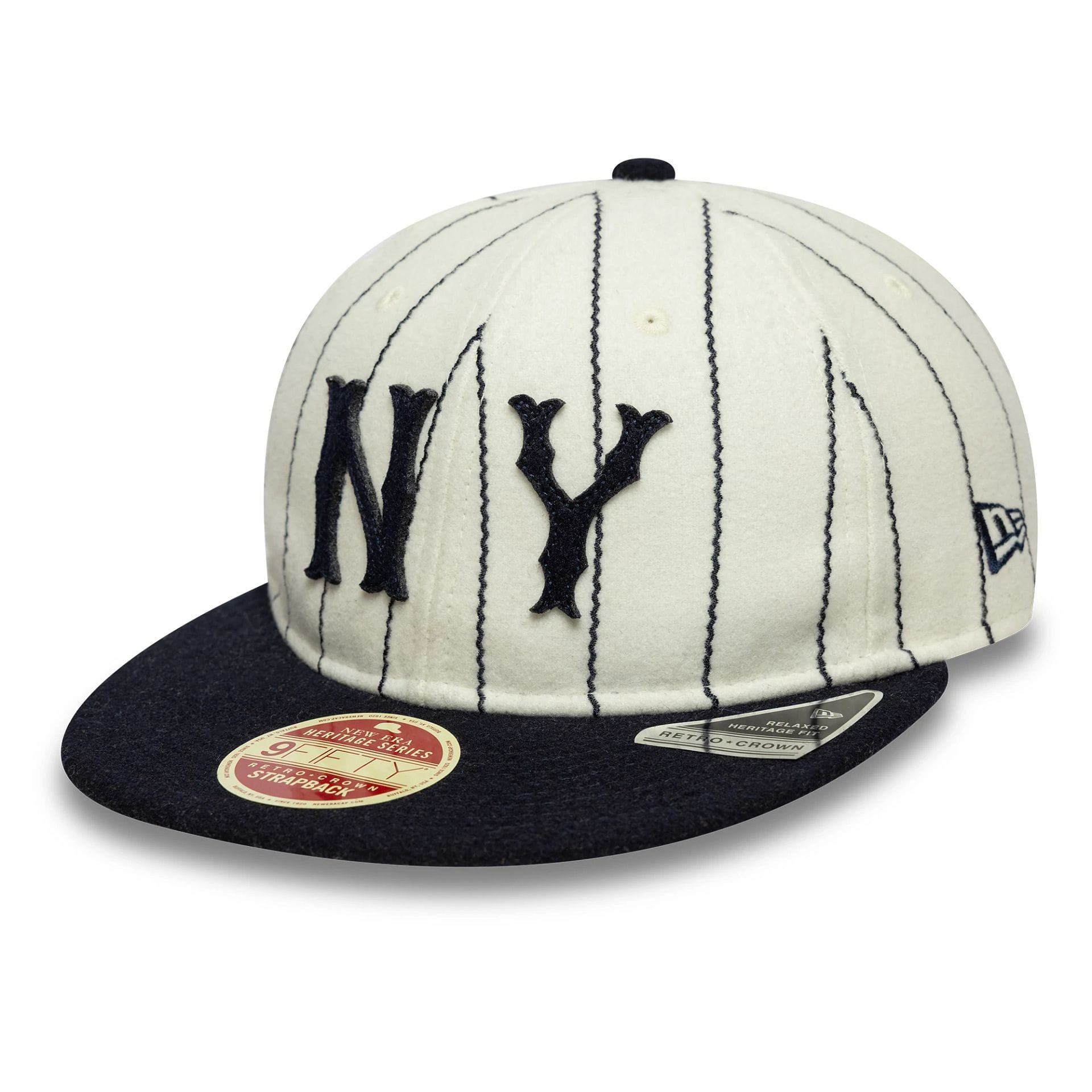 This is a New York Yankees MLB Heritage Cooperstown White Retro Crown 9FIFTY Adjustable Cap 1