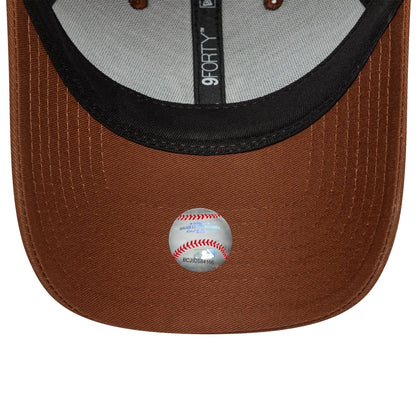 This is a New York Yankees MLB Homefield Brown 9FORTY Trucker Adjustable Cap 5