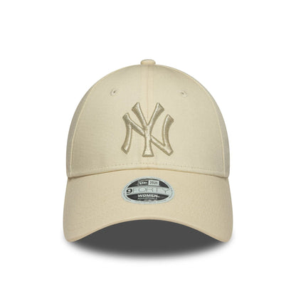 This is a New York Yankees Womens MLB Metallic Logo Cream 9FORTY Adjustable Cap 2