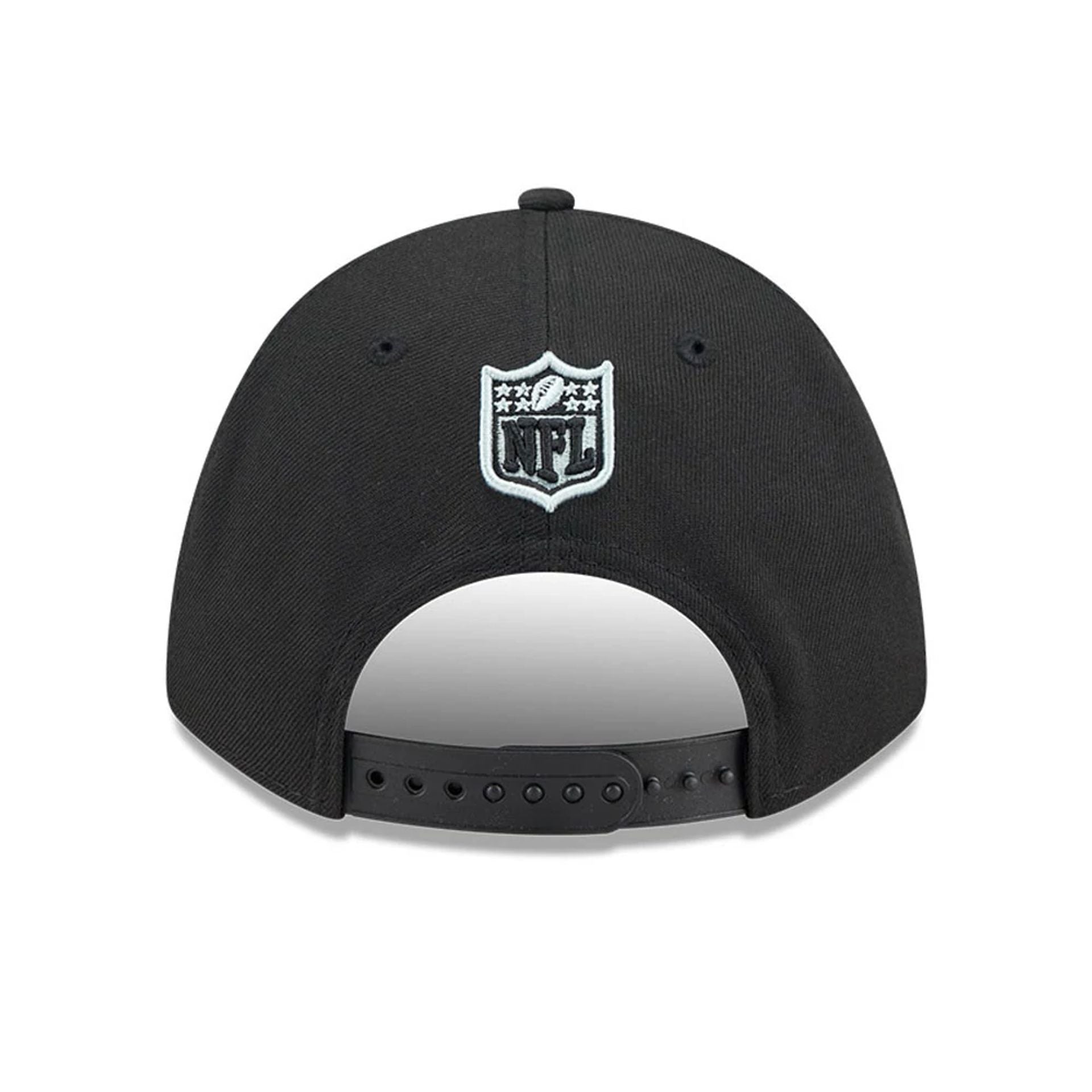Pictured is this NFL Team Las Vegas Raiders 9FORTY M-Crown cap in black. 5