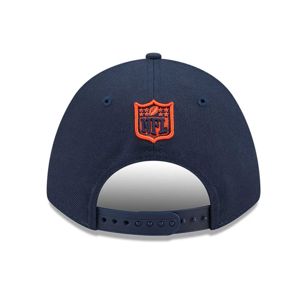 Pictured is this NFL Team Chicago Bears 9FORTY M-Crown cap in navy. 5