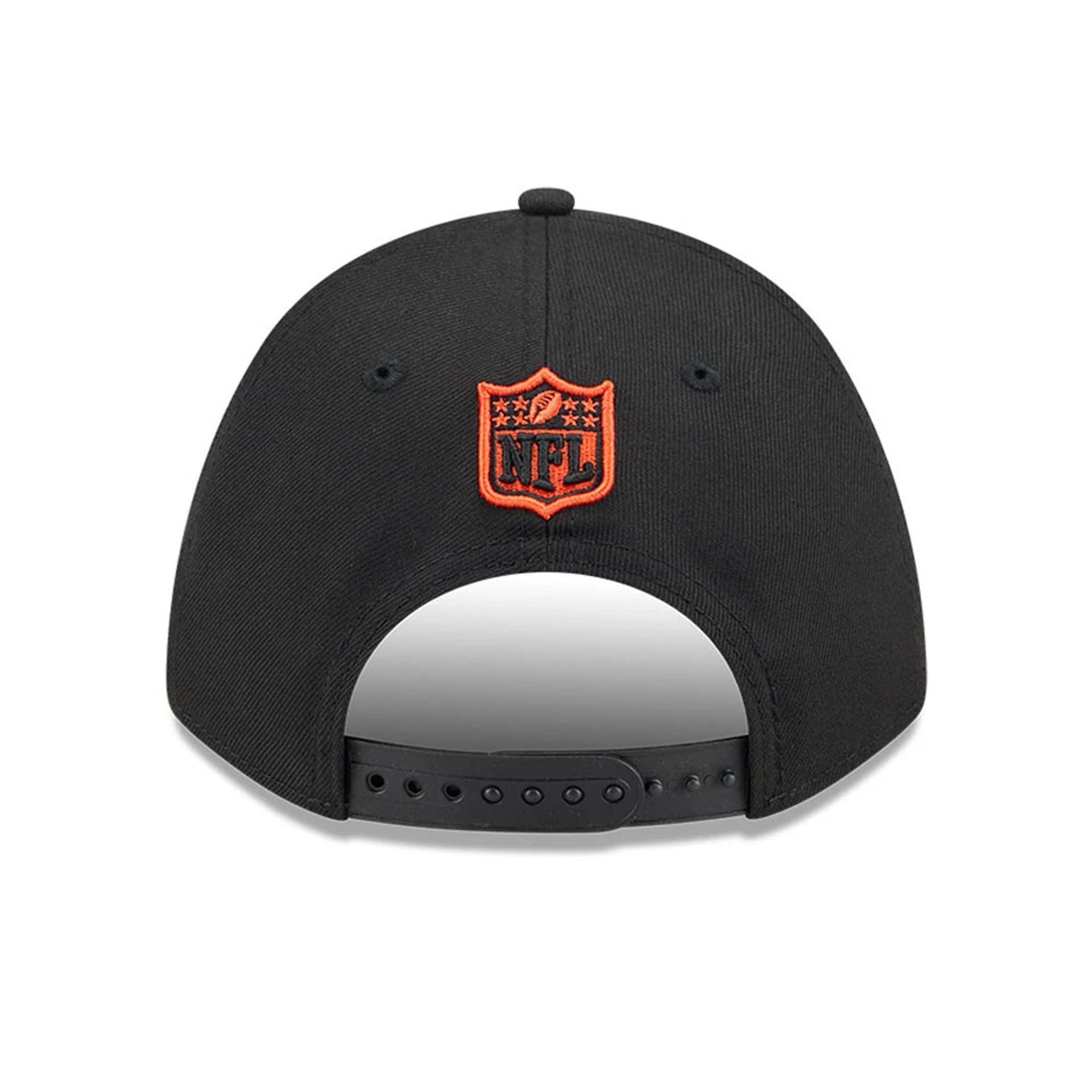 Pictured is this NFL Team Cincinnati Bengals 9FORTY M-Crown cap in black. 5