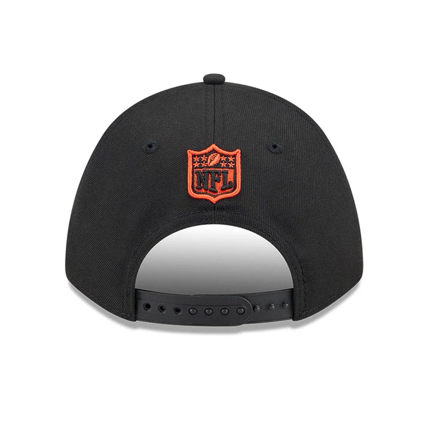 Pictured is this NFL Team Cincinnati Bengals 9FORTY M-Crown cap in black. 5