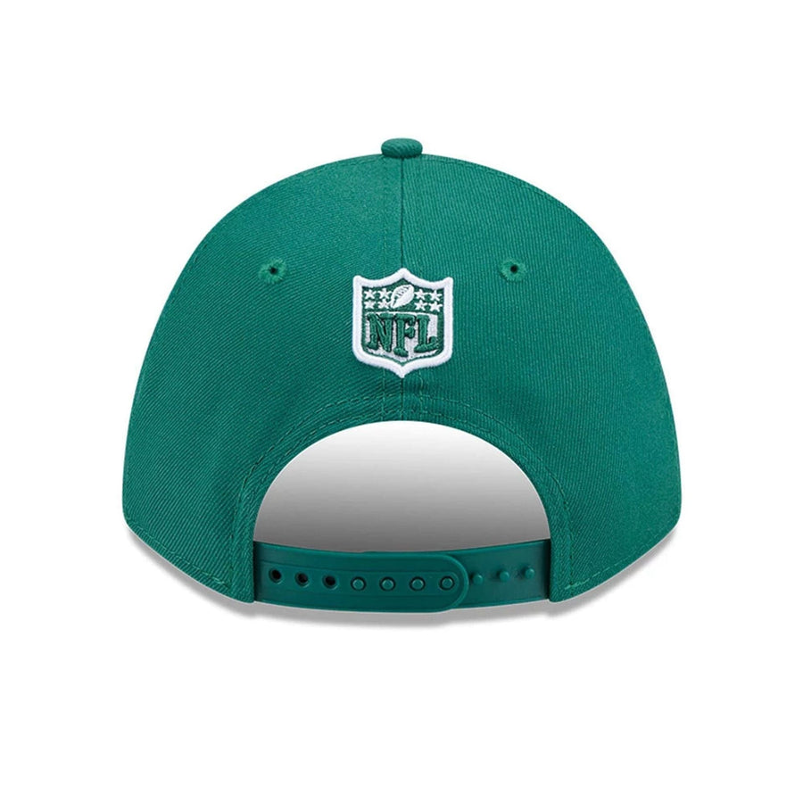 Pictured is this NFL Team New York Jets 9FORTY M-Crown cap in green. 5