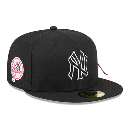 This is a New York Yankees MLB X Alpha Black 59FIFTY Fitted Cap 4