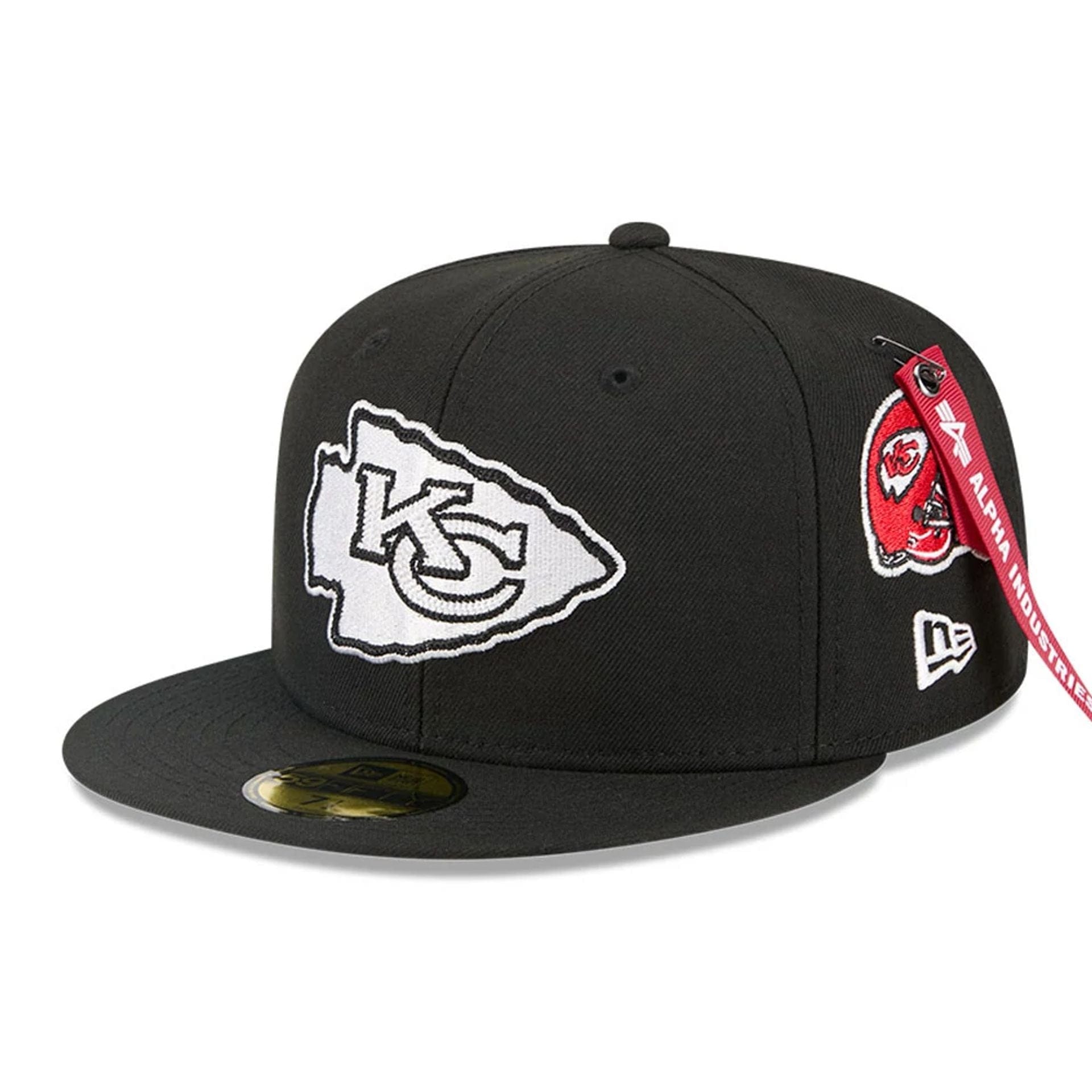 This is a Kansas City Chiefs NFL x Alpha Black 59FIFTY Fitted Cap 1