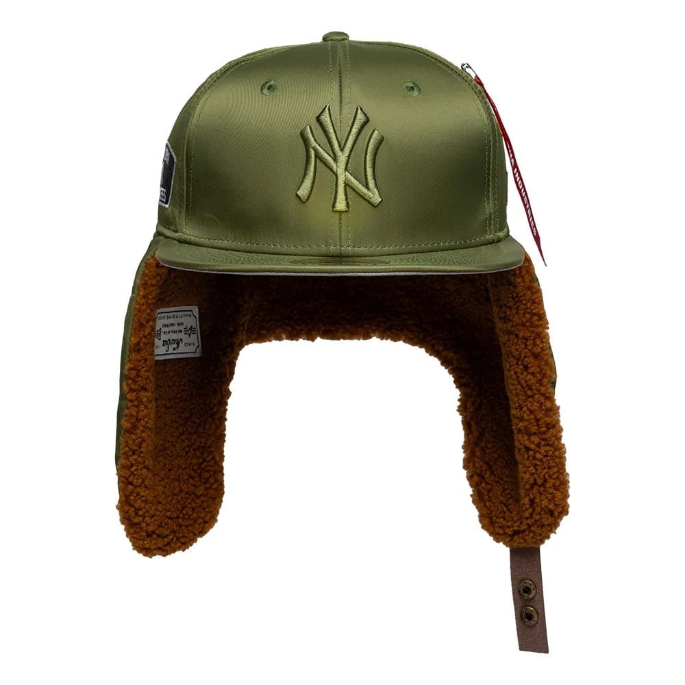 This is a New York Yankees MLB X Alpha Open Green Dogear 59FIFTY Fitted Cap 9