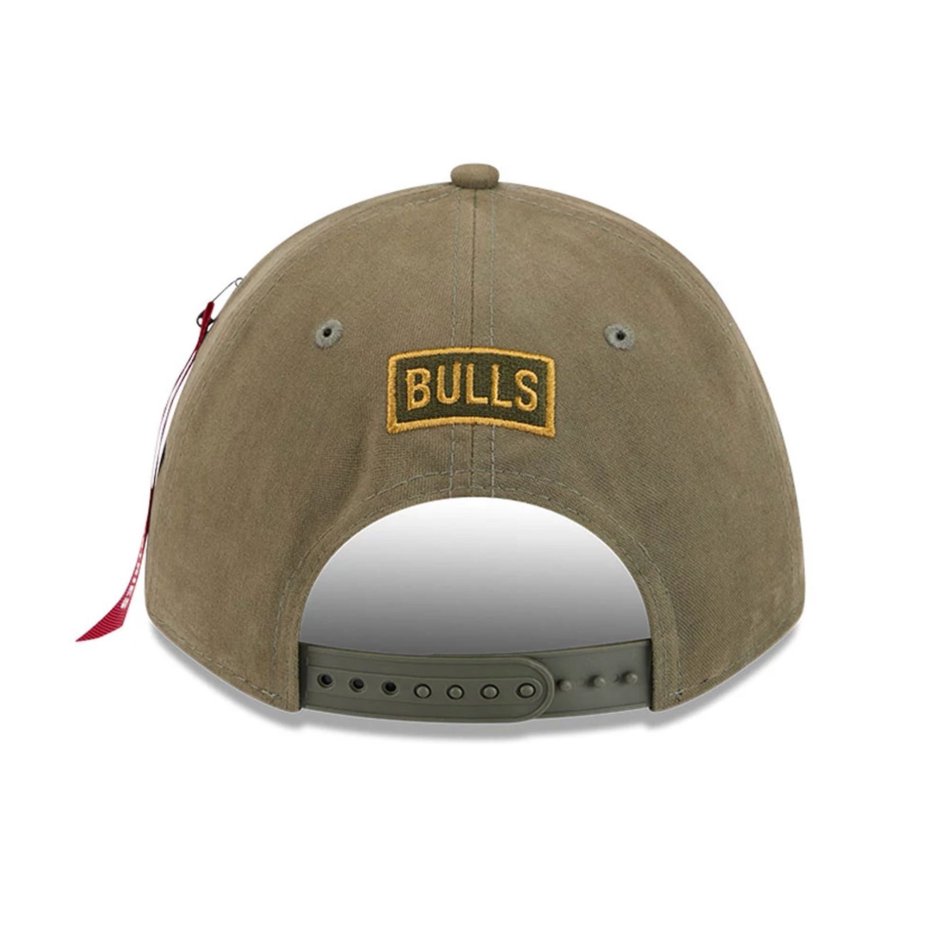 This is a Chicago Bulls NBA x Alpha Dark Green 9FORTY M-Crown A-Frame Adjustable Cap 7