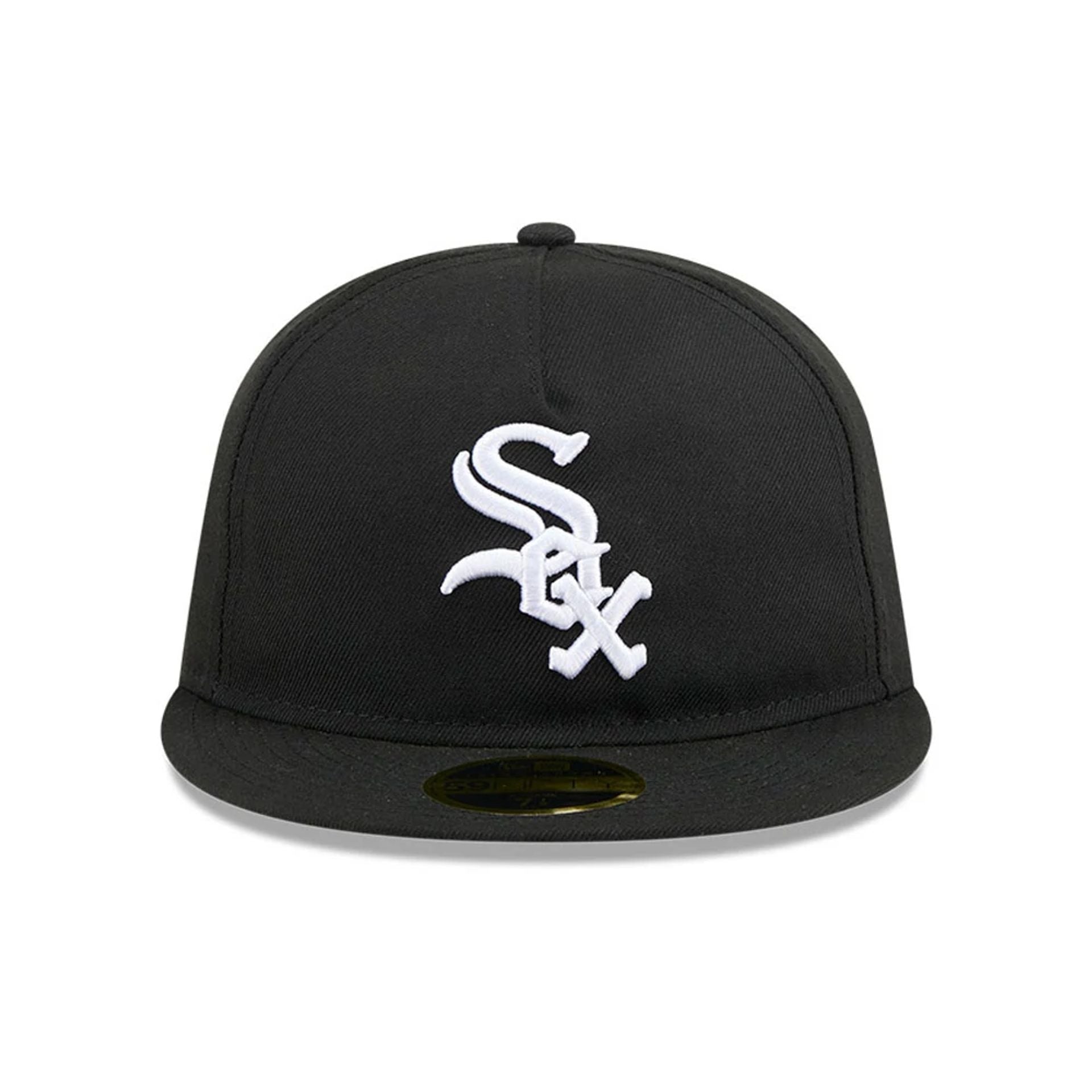 This is a Chicago White Sox MLB Easy Black Retro Crown 59FIFTY Fitted Cap 3