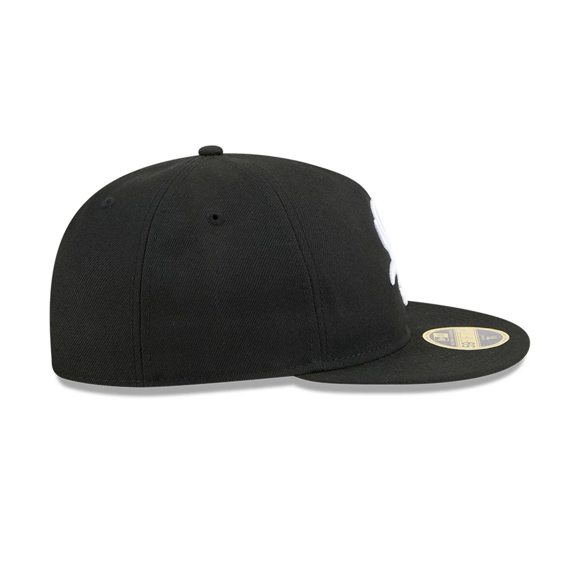 This is a Chicago White Sox MLB Easy Black Retro Crown 59FIFTY Fitted Cap 6