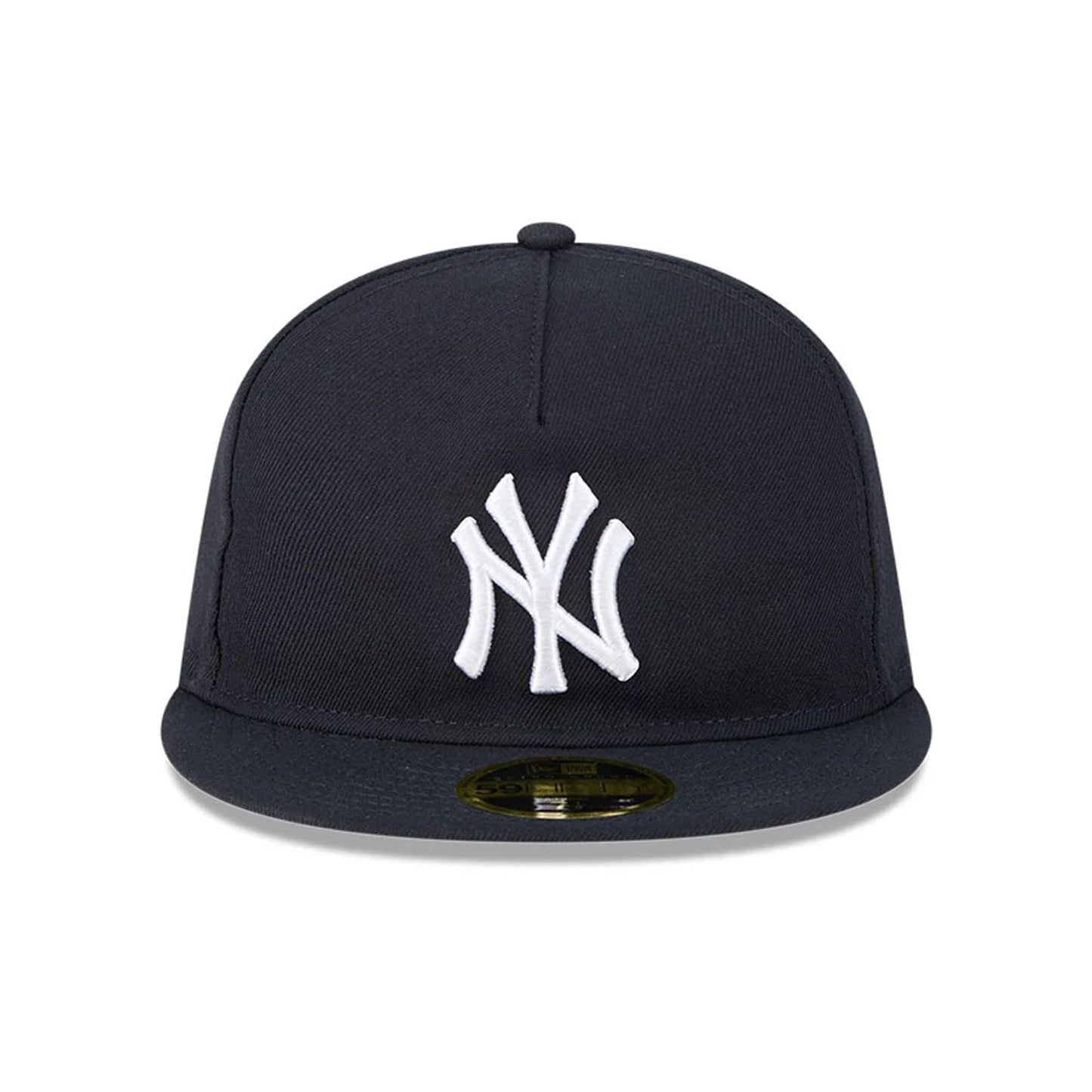 This is a New York Yankees MLB Easy Navy Retro Crown 59FIFTY Fitted Cap 3
