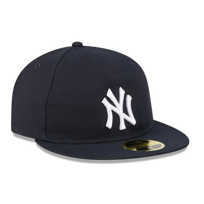 This is a New York Yankees MLB Easy Navy Retro Crown 59FIFTY Fitted Cap 4