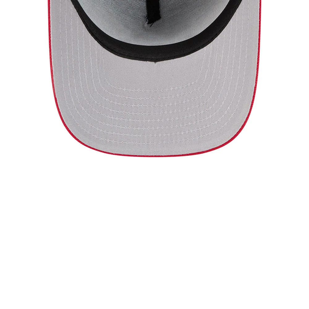 Pictured is this MLB Cartoon Atlanta Braves 59FIFTY A-Frame Fitted cap in navy. 2