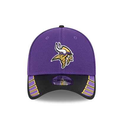 This is a Minnesota Vikings NFL Visor Hit Purple 39THIRTY Stretch Fit Cap 2