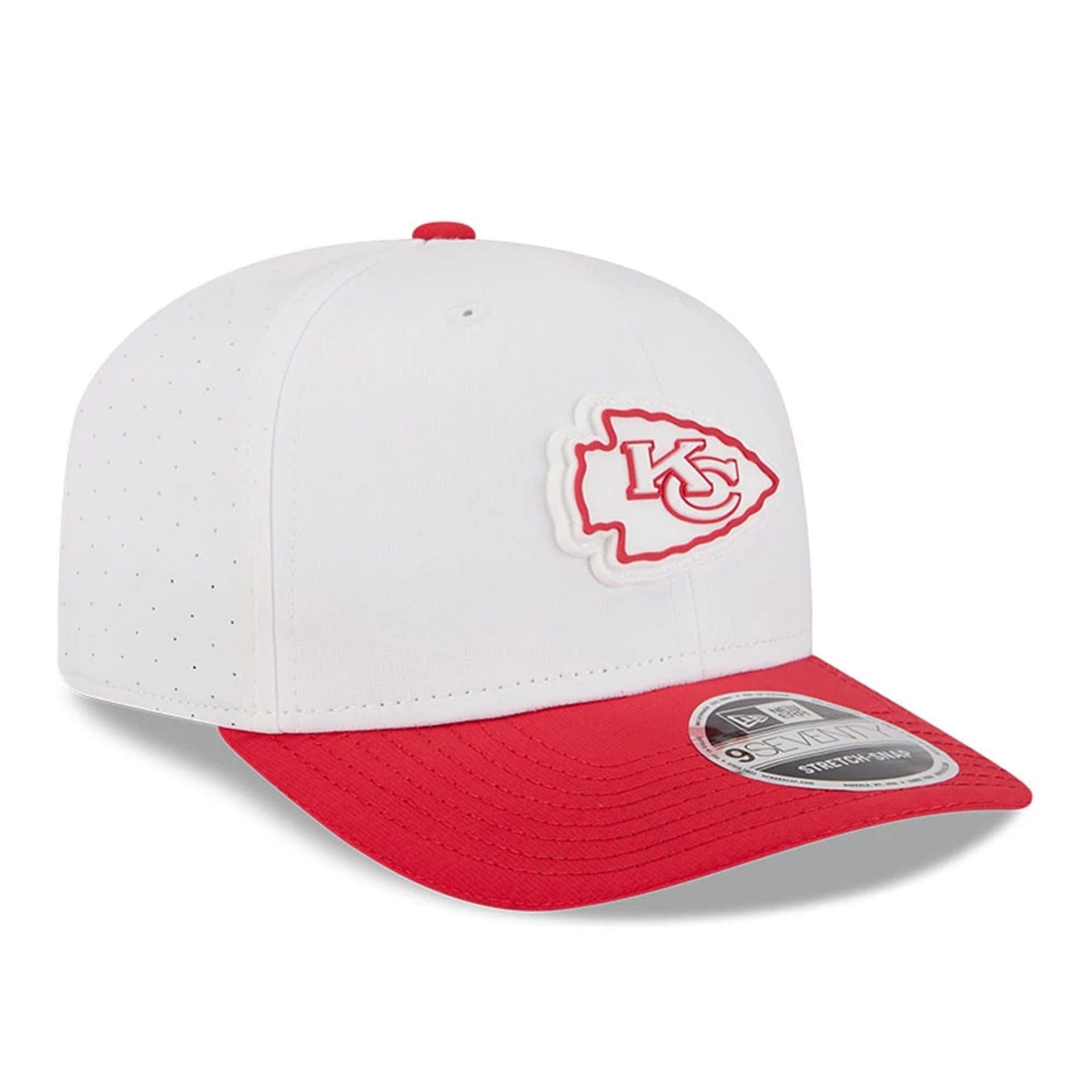 This is a Kansas City Chiefs NFL Training 2025 White 9SEVENTY Stretch Snap Adjustable Cap 3