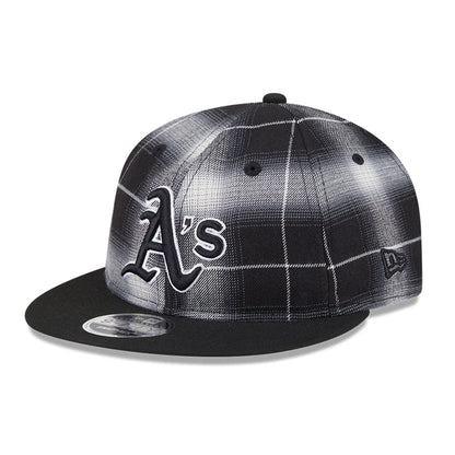 This is a Oakland Athletics MLB Plaid Black Retro Crown 9FIFTY Snapback Adjustable Cap 1