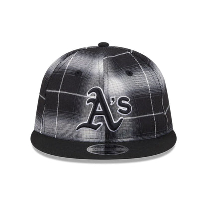 This is a Oakland Athletics MLB Plaid Black Retro Crown 9FIFTY Snapback Adjustable Cap 3