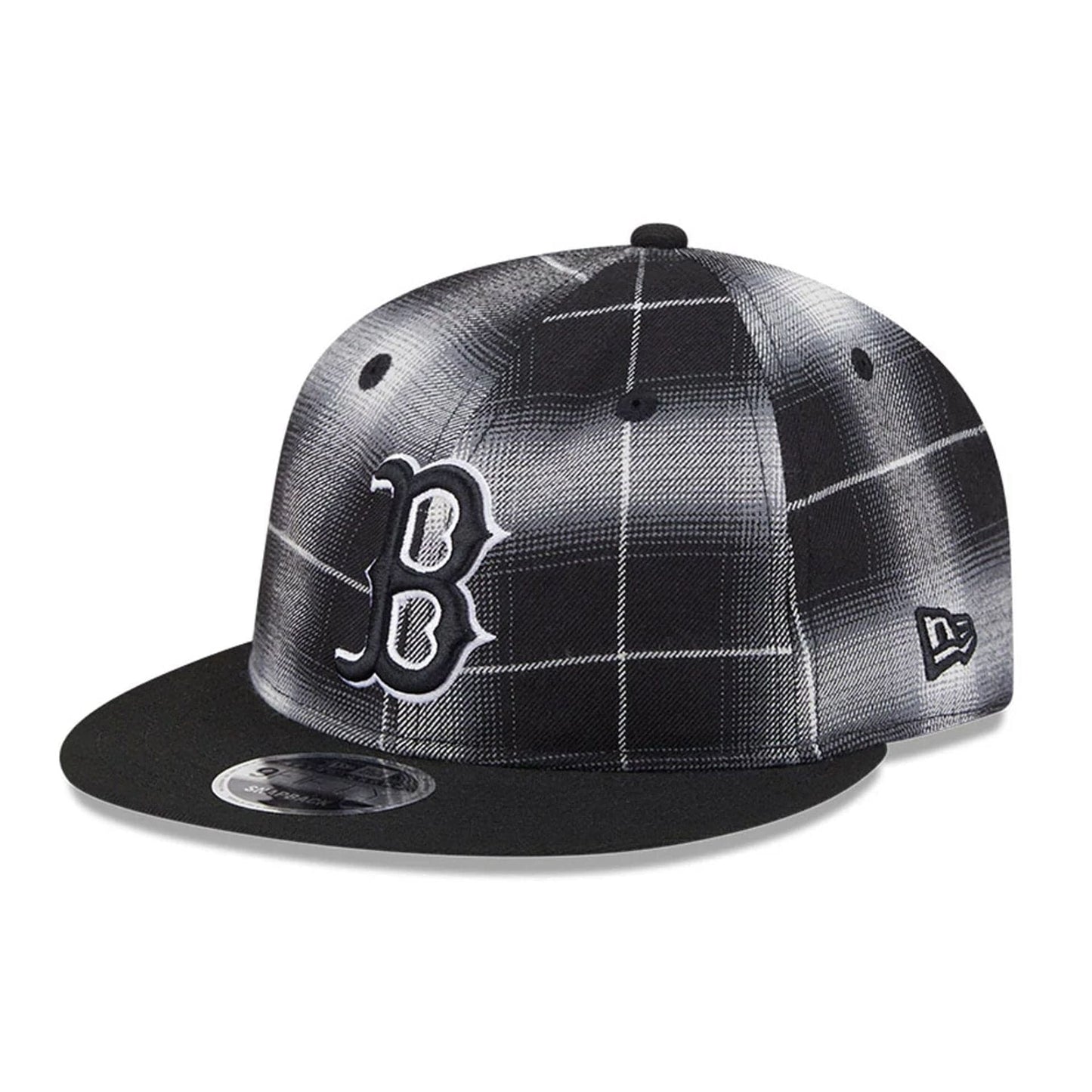 This is a Boston Red Sox MLB Plaid Black Retro Crown 9FIFTY Snapback Adjustable Cap 1