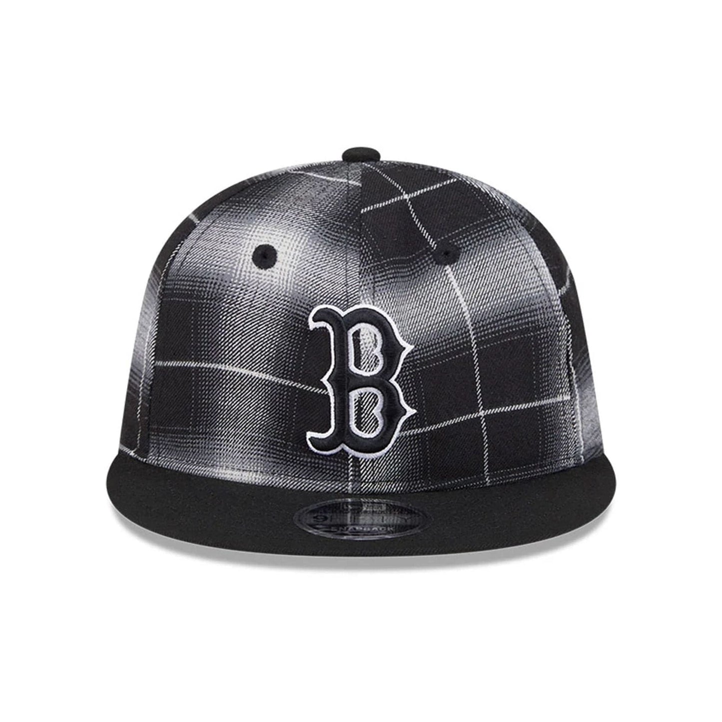 This is a Boston Red Sox MLB Plaid Black Retro Crown 9FIFTY Snapback Adjustable Cap 3