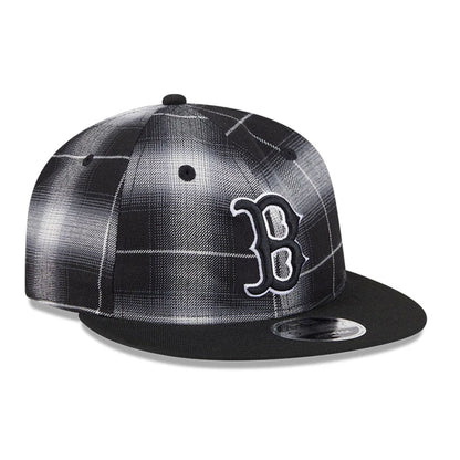 This is a Boston Red Sox MLB Plaid Black Retro Crown 9FIFTY Snapback Adjustable Cap 4
