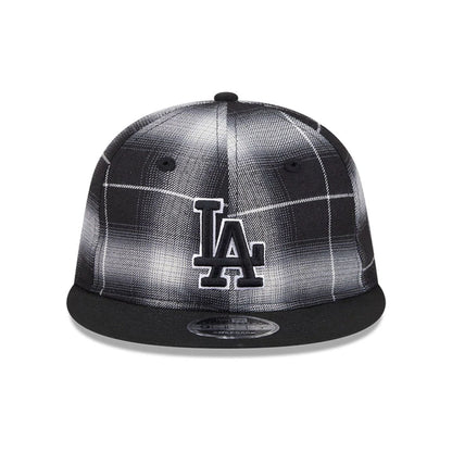 This is a LA Dodgers MLB Plaid Black Retro Crown 9FIFTY Snapback Adjustable Cap 3