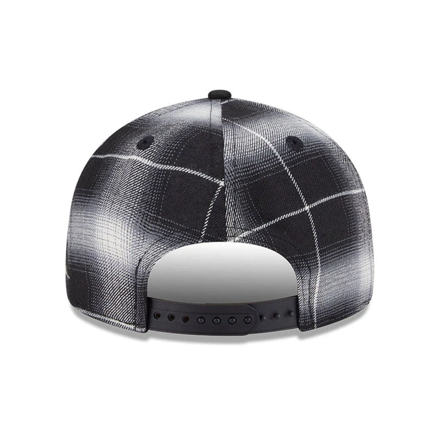 This is a LA Dodgers MLB Plaid Black Retro Crown 9FIFTY Snapback Adjustable Cap 7