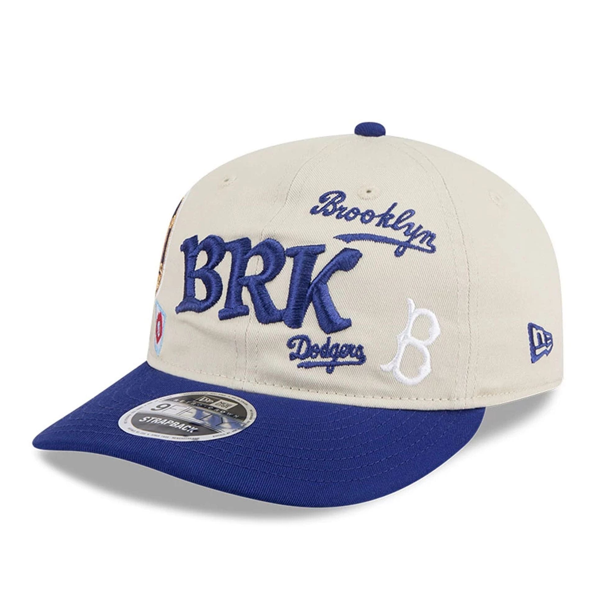 This is a Brooklyn Dodgers MLB Scatter Cream Retro Crown 9FIFTY Adjustable Cap 1
