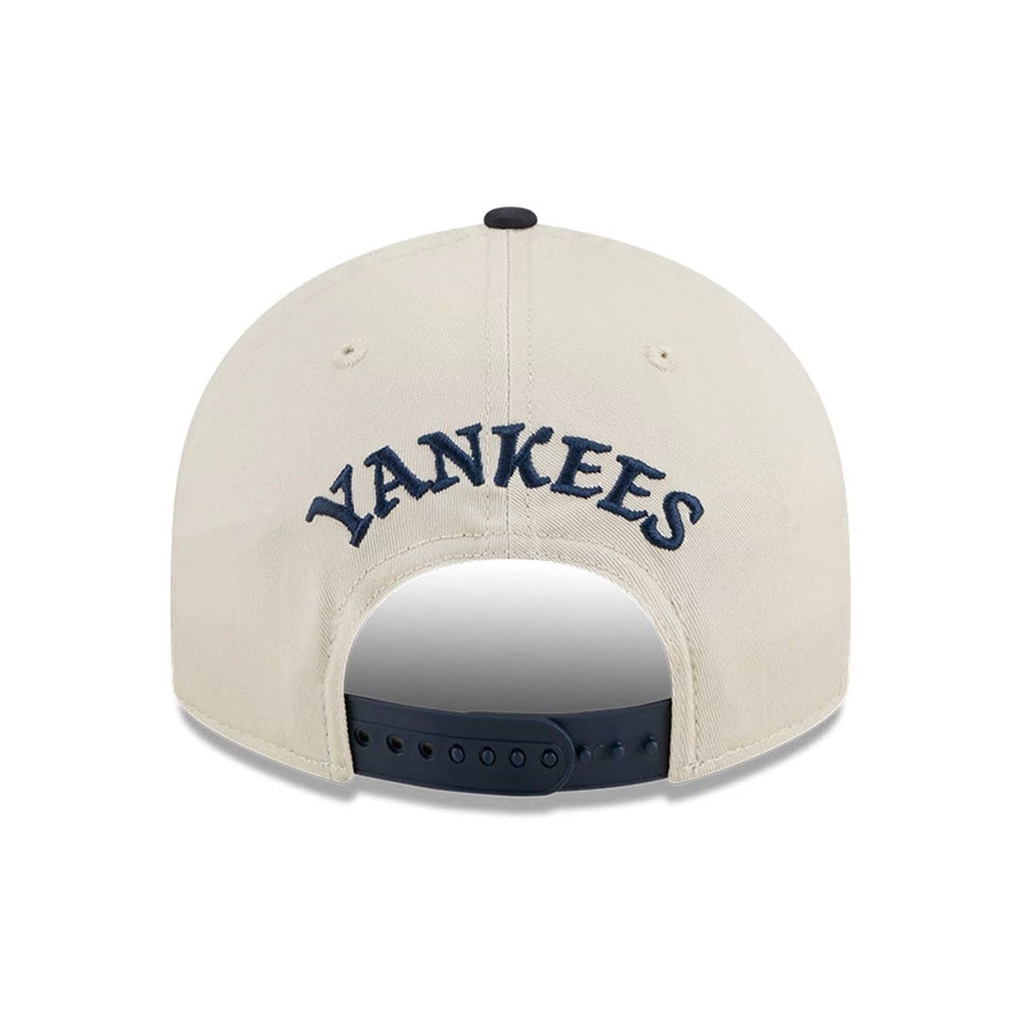 This is a New York Yankees MLB Scatter Cream Retro Crown 9FIFTY Adjustable Cap 5