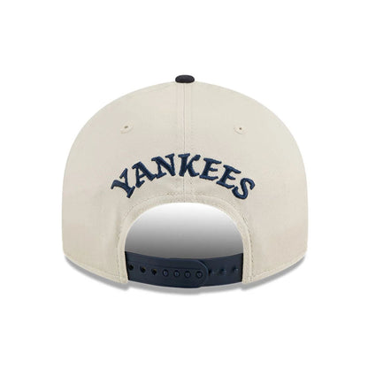 This is a New York Yankees MLB Scatter Cream Retro Crown 9FIFTY Adjustable Cap 5