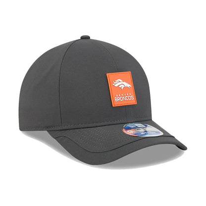 This is a Denver Broncos NFL Sideline 2025 Charcoal 9FORTY M-Crown Adjustable Cap 4