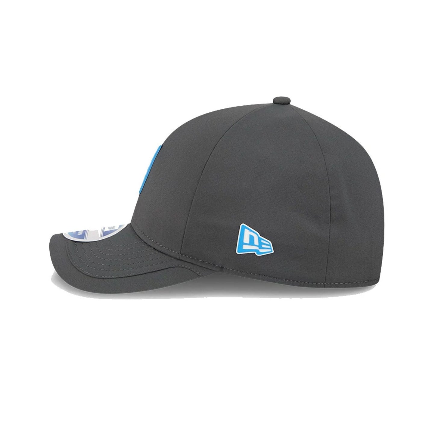 This is a LA Chargers NFL Sideline 2025 Charcoal 9FORTY M-Crown Adjustable Cap 5