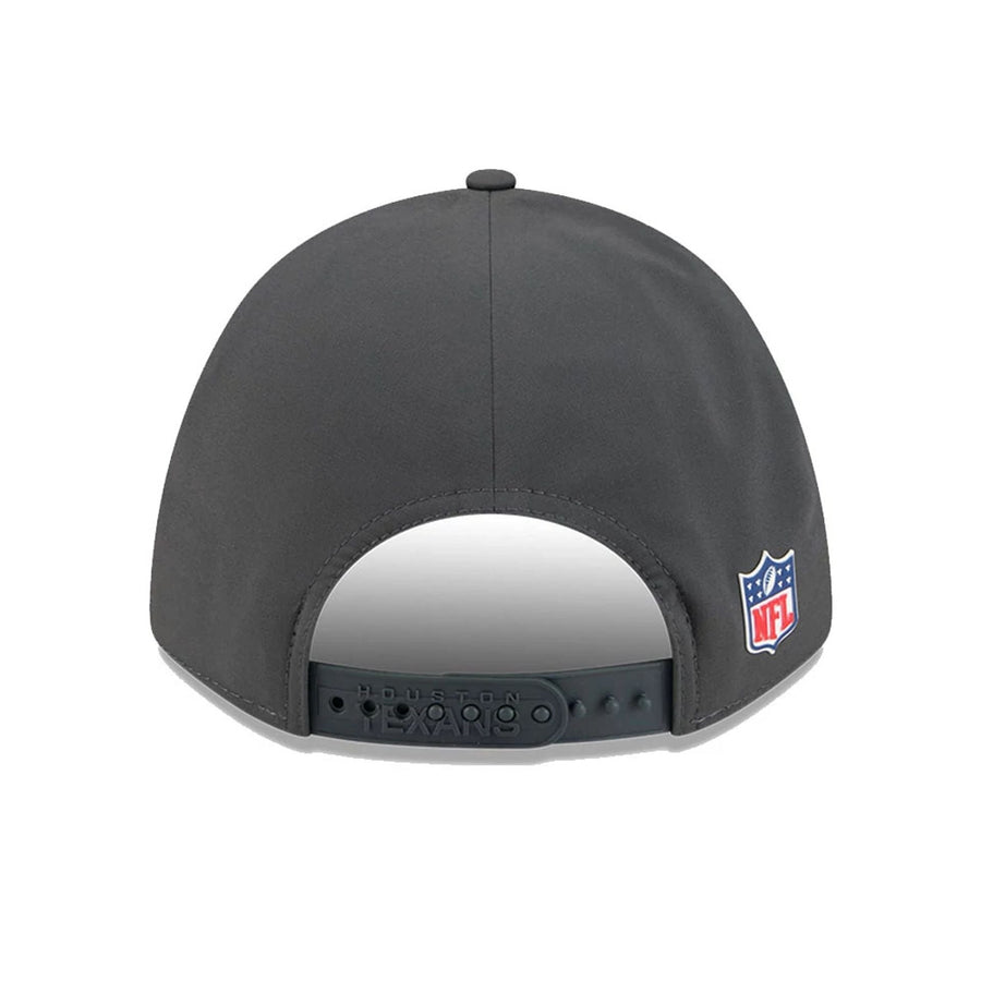 This is a Houston Texans NFL Sideline 2025 Charcoal 9FORTY M-Crown Adjustable Cap 7