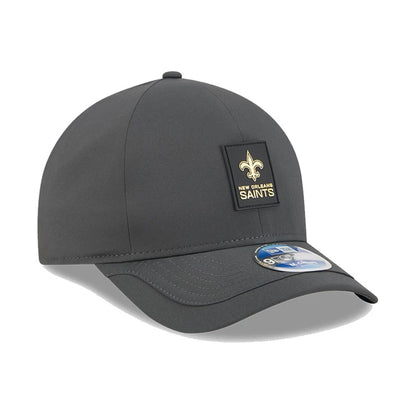 This is a New Orleans Saints NFL Sideline 2025 Charcoal 9FORTY M-Crown Adjustable Cap 4
