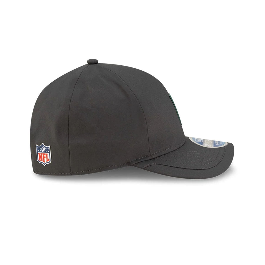 This is a New York Jets NFL Sideline 2025 Charcoal 9FORTY M-Crown Adjustable Cap 6