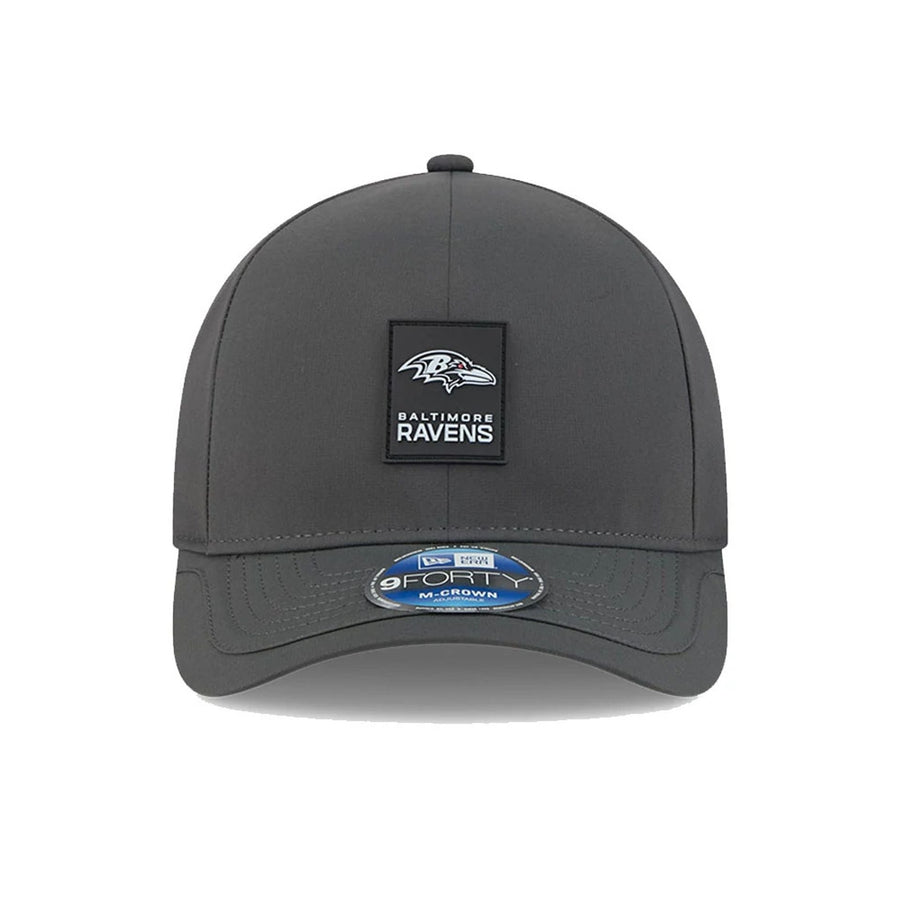 This is a Baltimore Ravens NFL Sideline 2025 Charcoal 9FORTY M-Crown Adjustable Cap 3