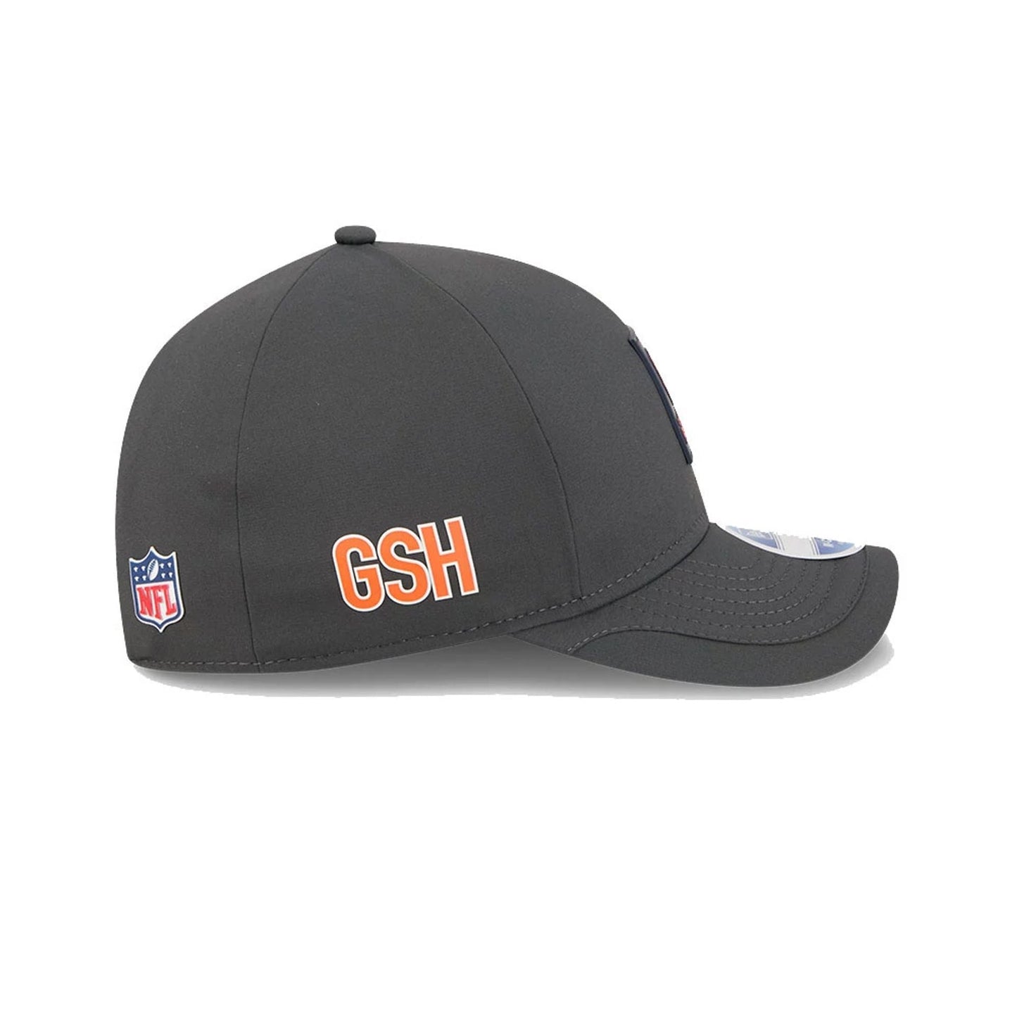 This is a Chicago Bears NFL Sideline 2025 Charcoal 9FORTY M-Crown Adjustable Cap 6