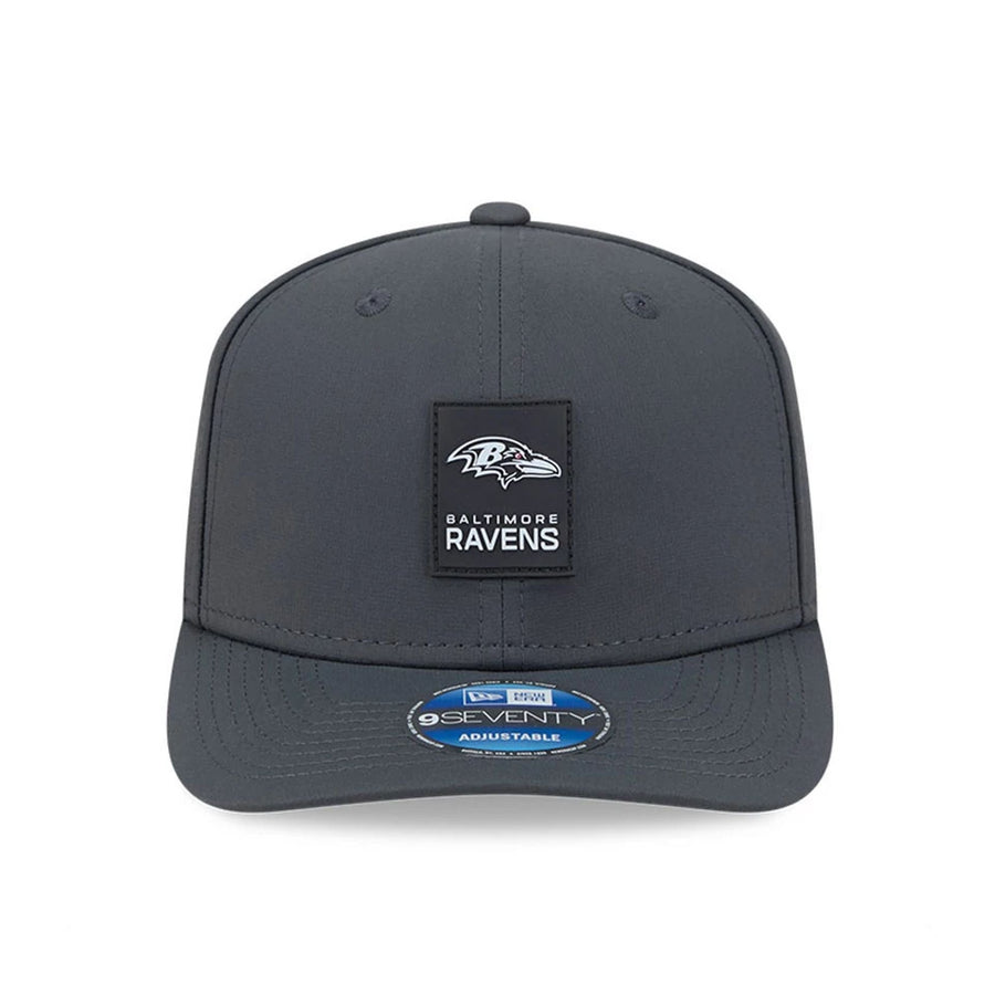 This is a Baltimore Ravens NFL Sideline 2025 Charcoal 9SEVENTY Stretch Snap Adjustable Cap 3