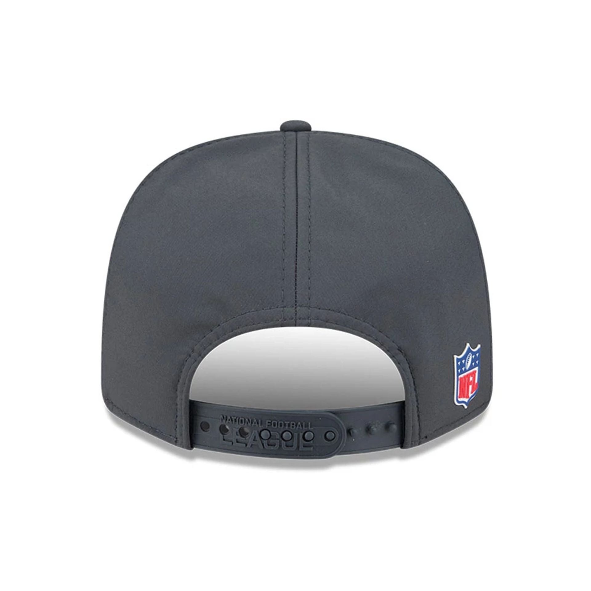 This is a Official Logo NFL Sideline 2025 Charcoal 9SEVENTY Stretch Snap Adjustable Cap 7