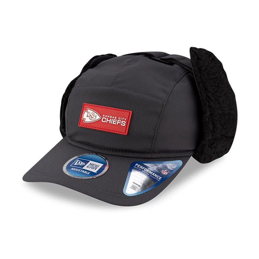 This is a Kansas City Chiefs NFL Sideline Charcoal Dogear Camper Adjustable Cap 1