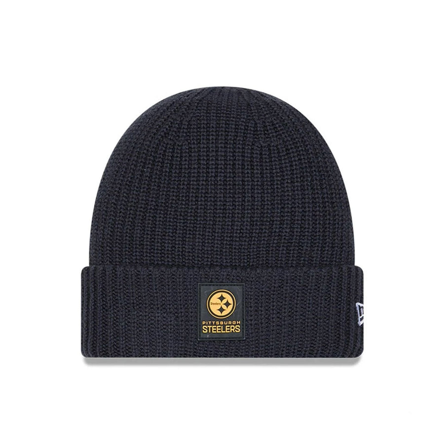 This is a Pittsburgh Steelers NFL Sideline 2025 Charcoal Cuff Knit Beanie Hat 1