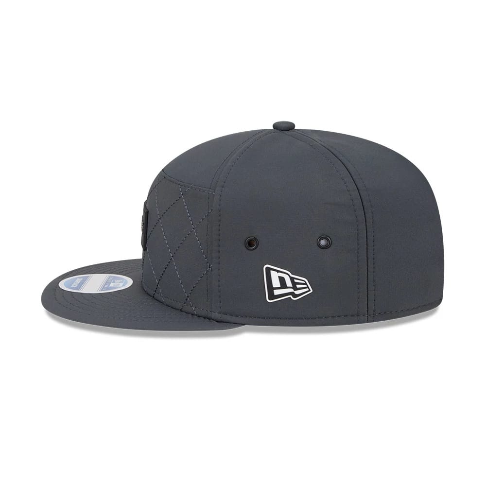 This is a Las Vegas Raiders NFL Sideline Charcoal 9FIFTY Split Panel Snapback Adjustable Cap 6